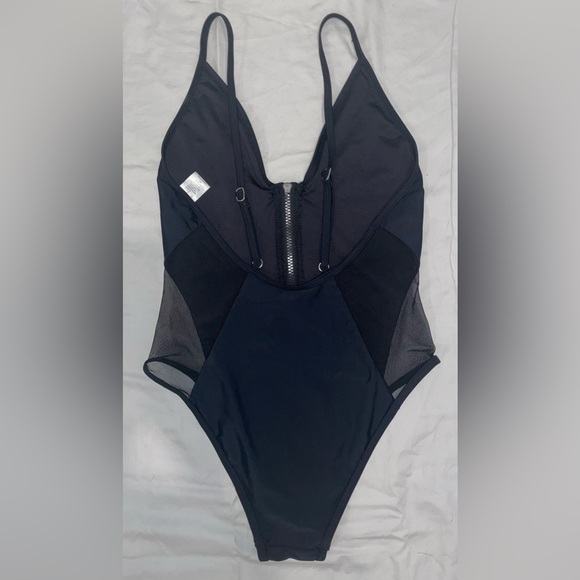 NWOT Ree Bees | Black Mesh Full Zip One Peice Swimsuit | Monokini | Size M - Picture 6 of 6